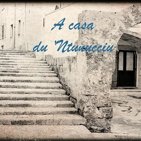 A Casa Du 'ntunucciu 3* Specchia