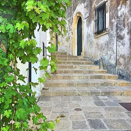 A Casa Du 'ntunucciu 3* Specchia
