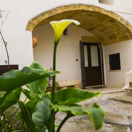 A Casa Du 'ntunucciu Pensionat Specchia